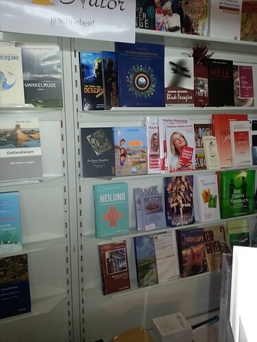 Mary Island auf der Frankfurter Buchmesse 2013.jpg